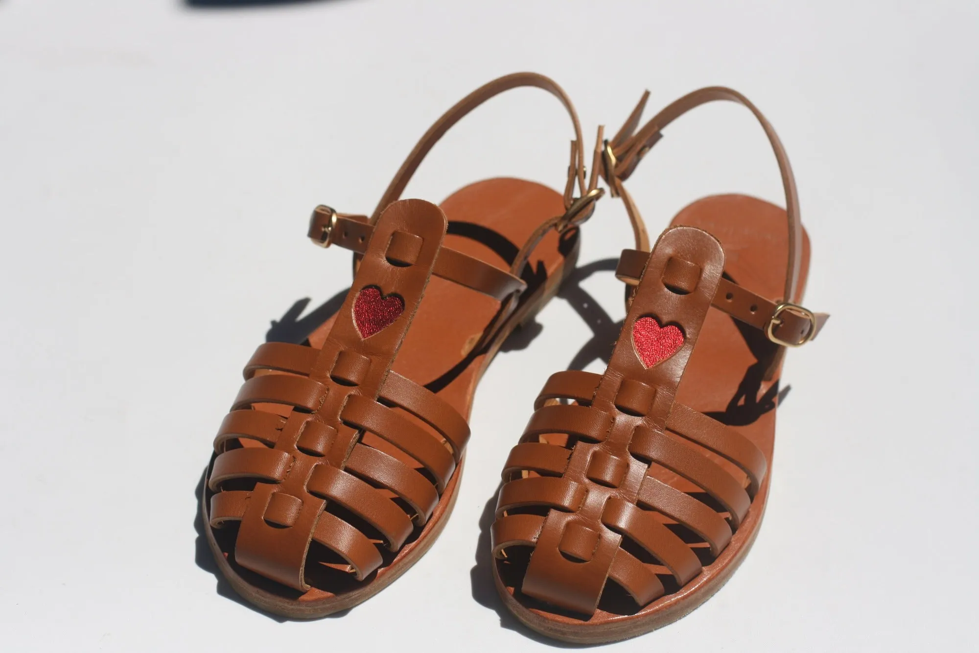 Camel   Red Heart - Camel Sole - Fisherman Sandals