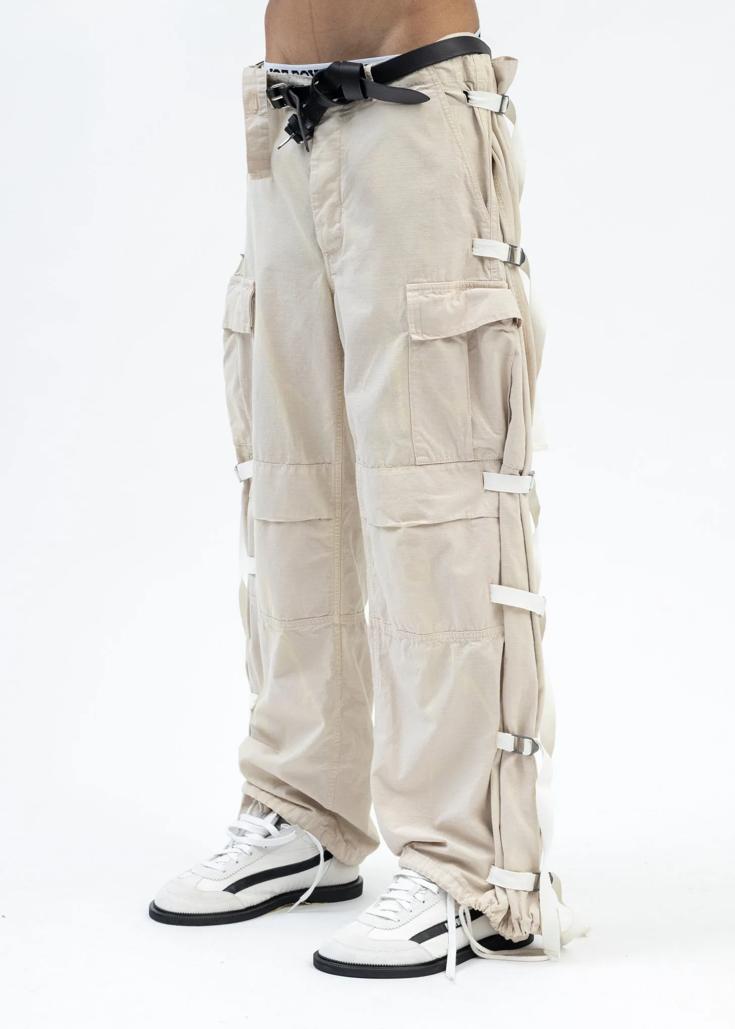 DIRTY WHITE MULTIPOCKETS SUPERPANTS