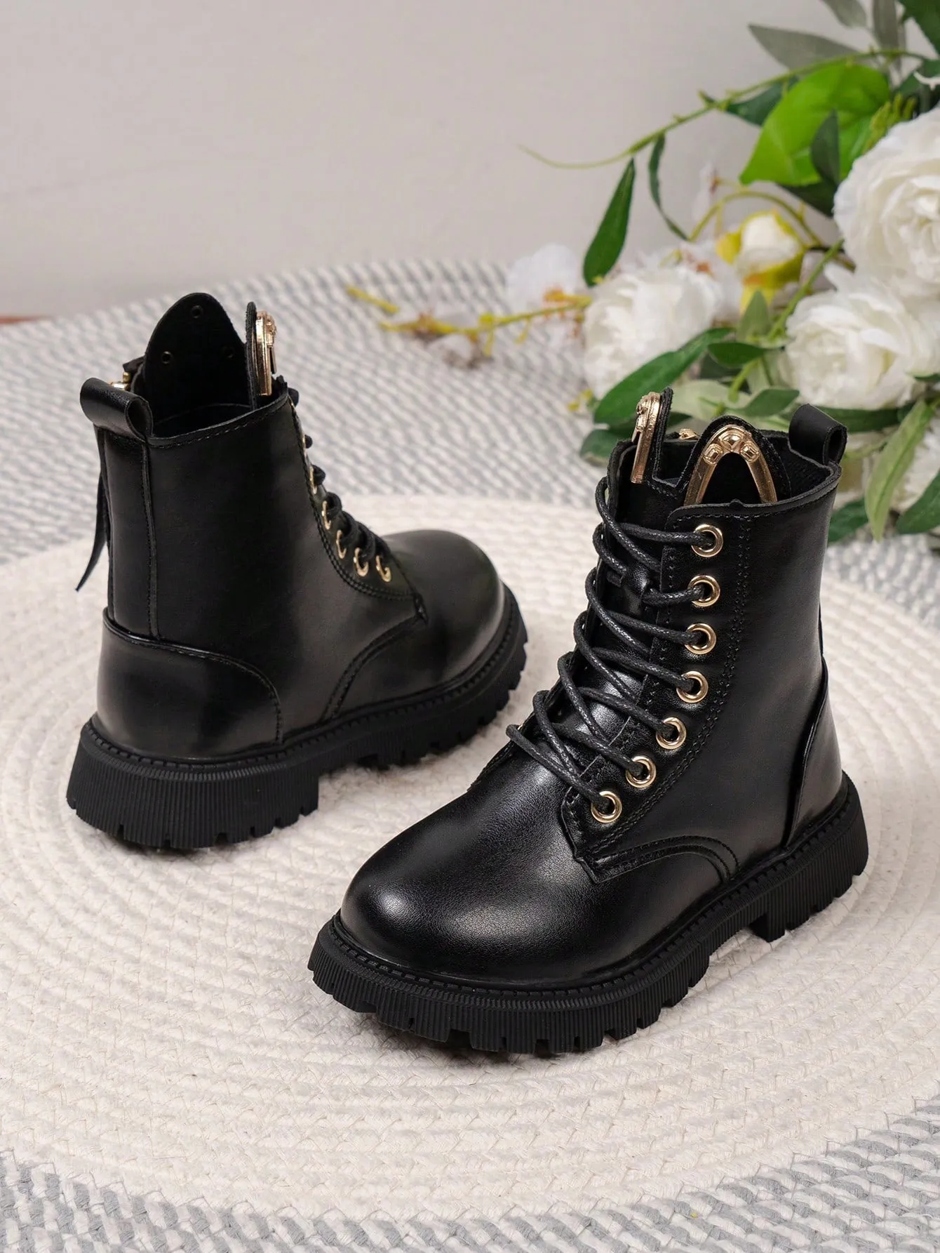 Girls Metal Decor Side Zipper Boots