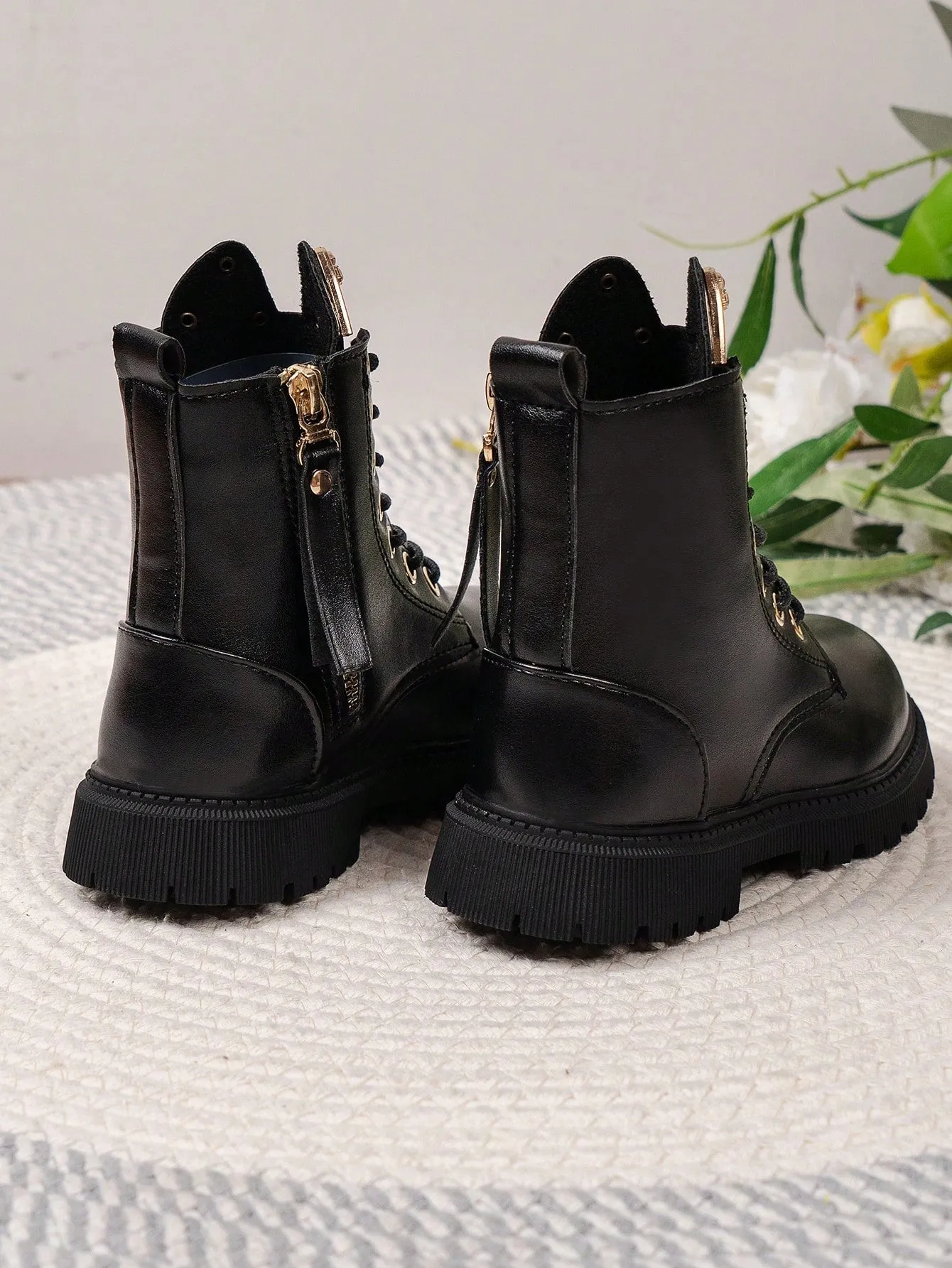 Girls Metal Decor Side Zipper Boots