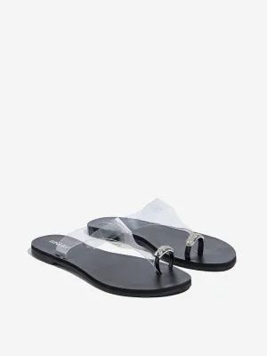 LUNA BLU Black Vinyl Strap Toe-Ring Sandals