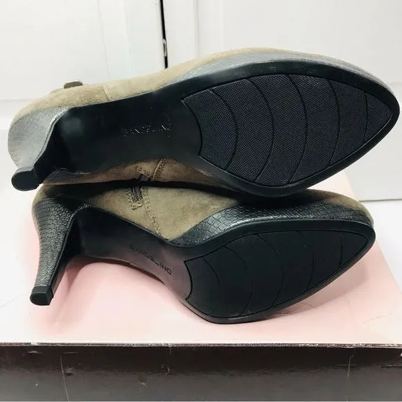 *NEW* BANDOLINO Calluno Gray Suede Heeled Boots Size 9