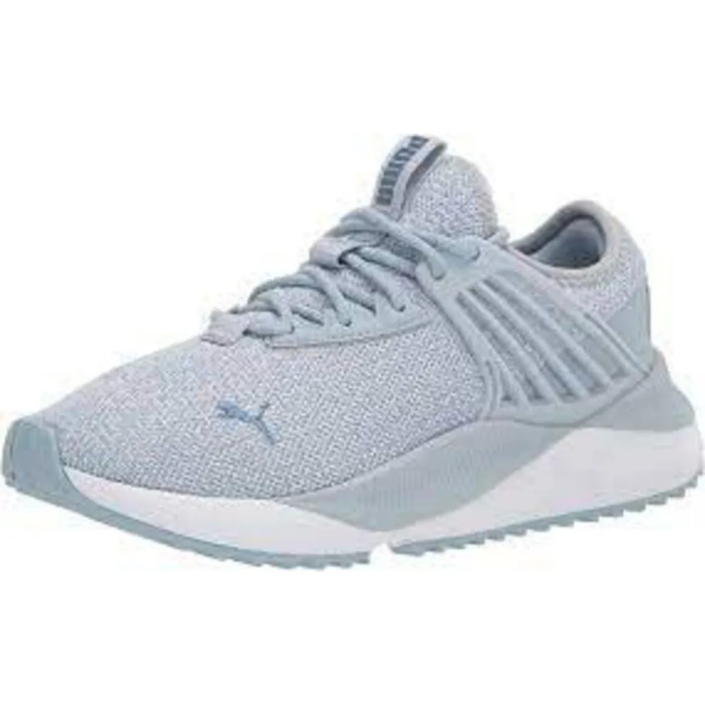 PUMA Women's Pacer Future Sneaker - Size 11