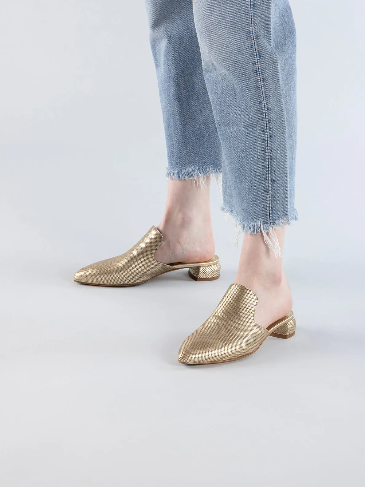 SAGE 106 - Gold Leather Mule Sandals