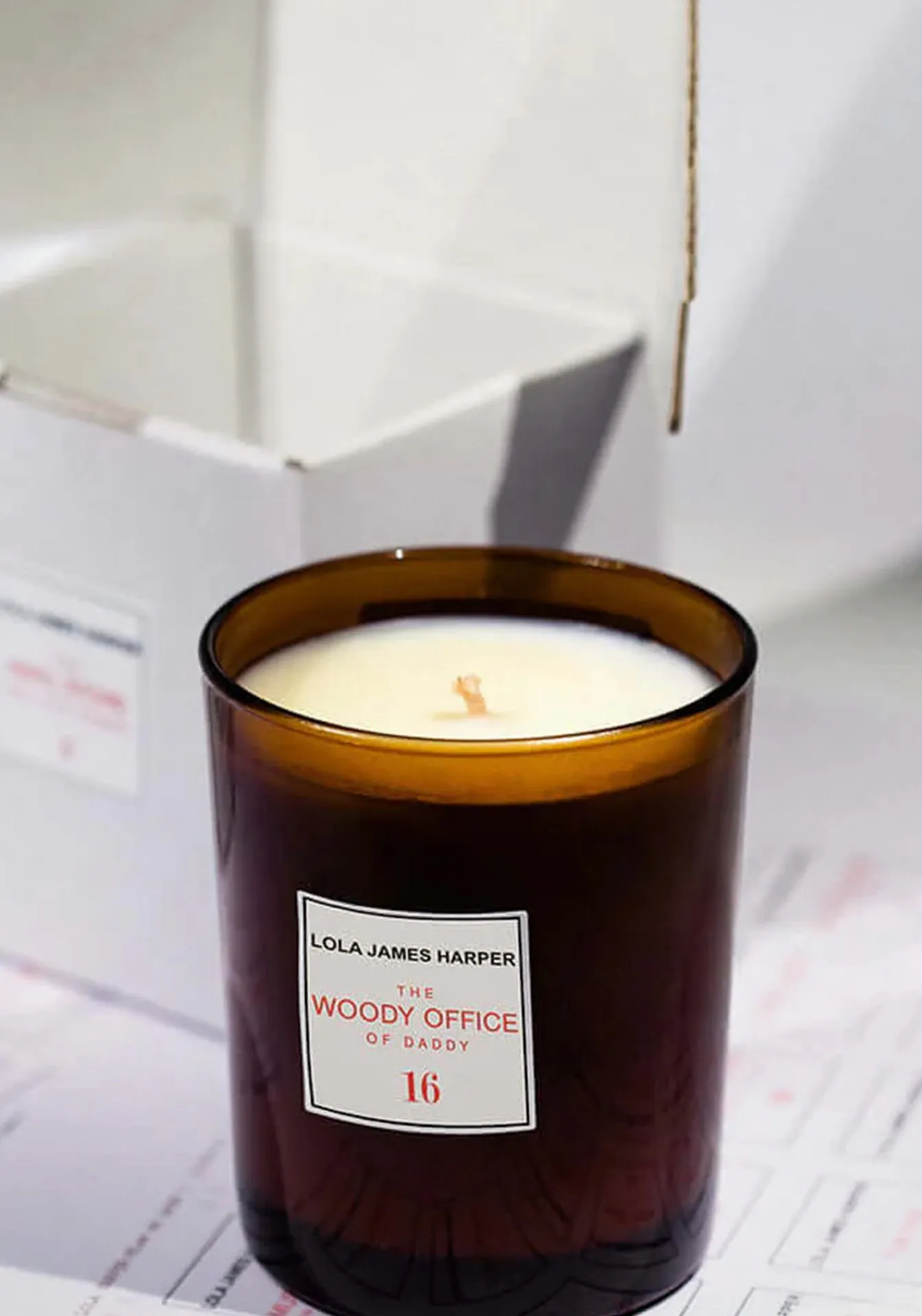 The Woody Office of Daddy Candle