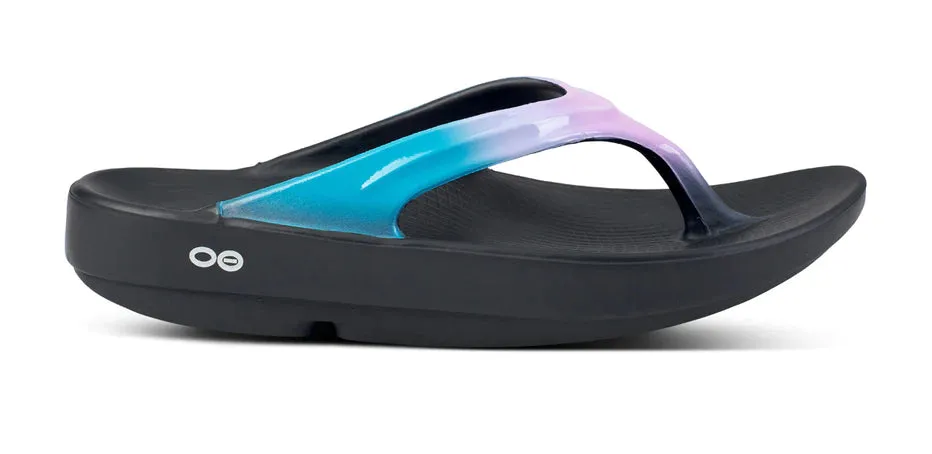 Women's OOlala Luxe Toe Post Sandal in Cotton Candy CLOSEOUTS